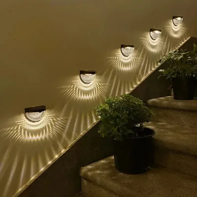 Соларна лампа за стена LED